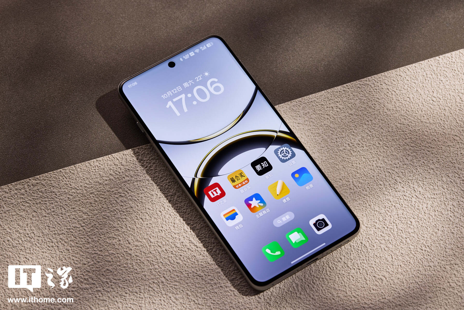 内存涨价拖累手机销量，UBI Research 下调今年全球 OLED 材料需求预期，背后原因曝光