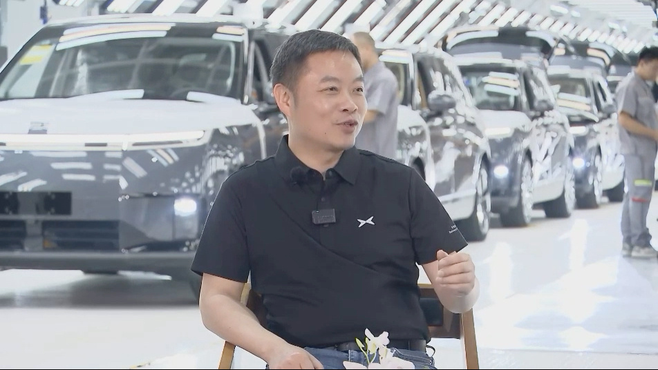 何小鹏辟谣加价 2 万插队提车，称公司绝对禁止该行为
