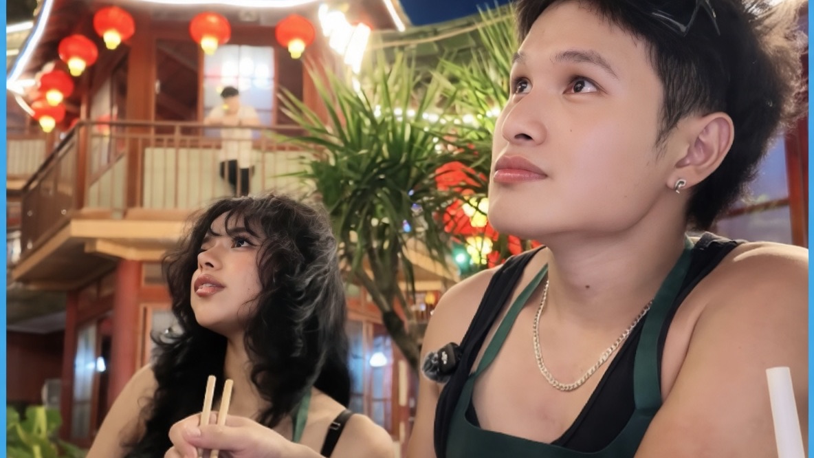 老外突然来中国了？