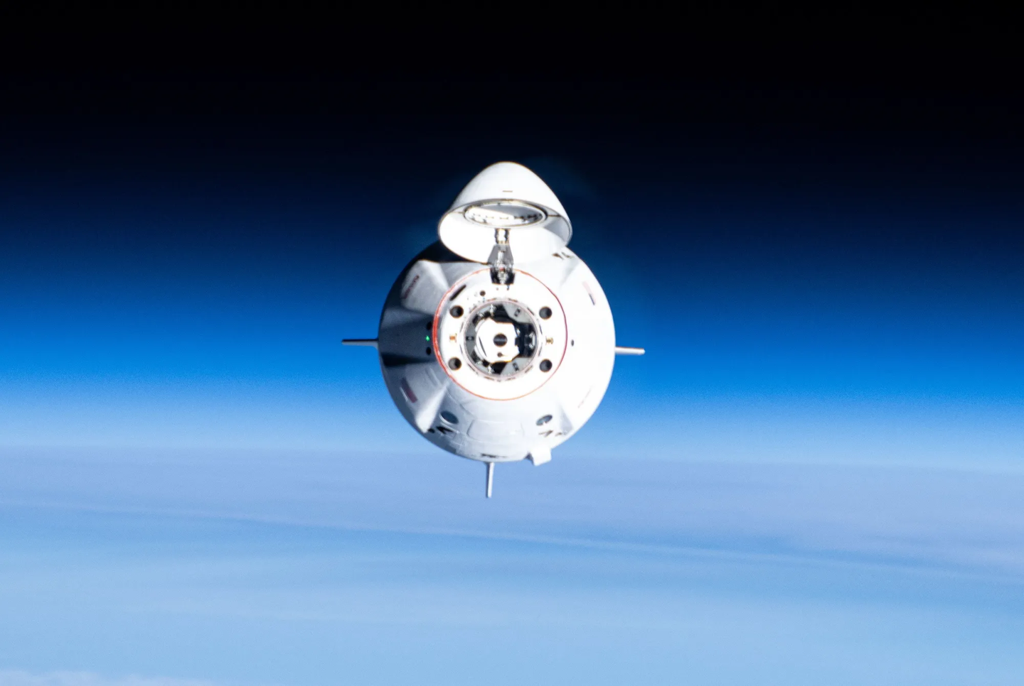 防止波音无法执行国际空间站任务，美国 NASA 拟为 SpaceX 追加六次载人任务引发关注