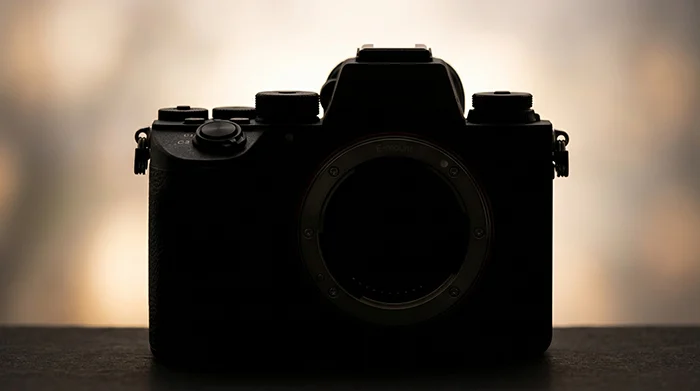 消息称索尼未来 2-3 个月还将发布两款新相机，16-28mm f/2 GM 也在路上